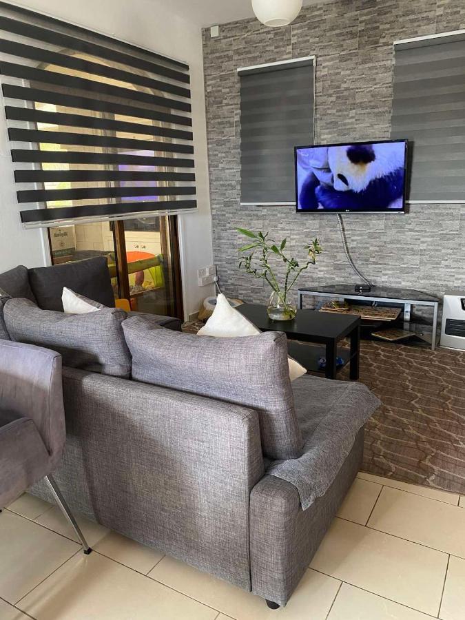 Villa Angel - Exotic Villa 200M From Beach Паралимни Екстериор снимка