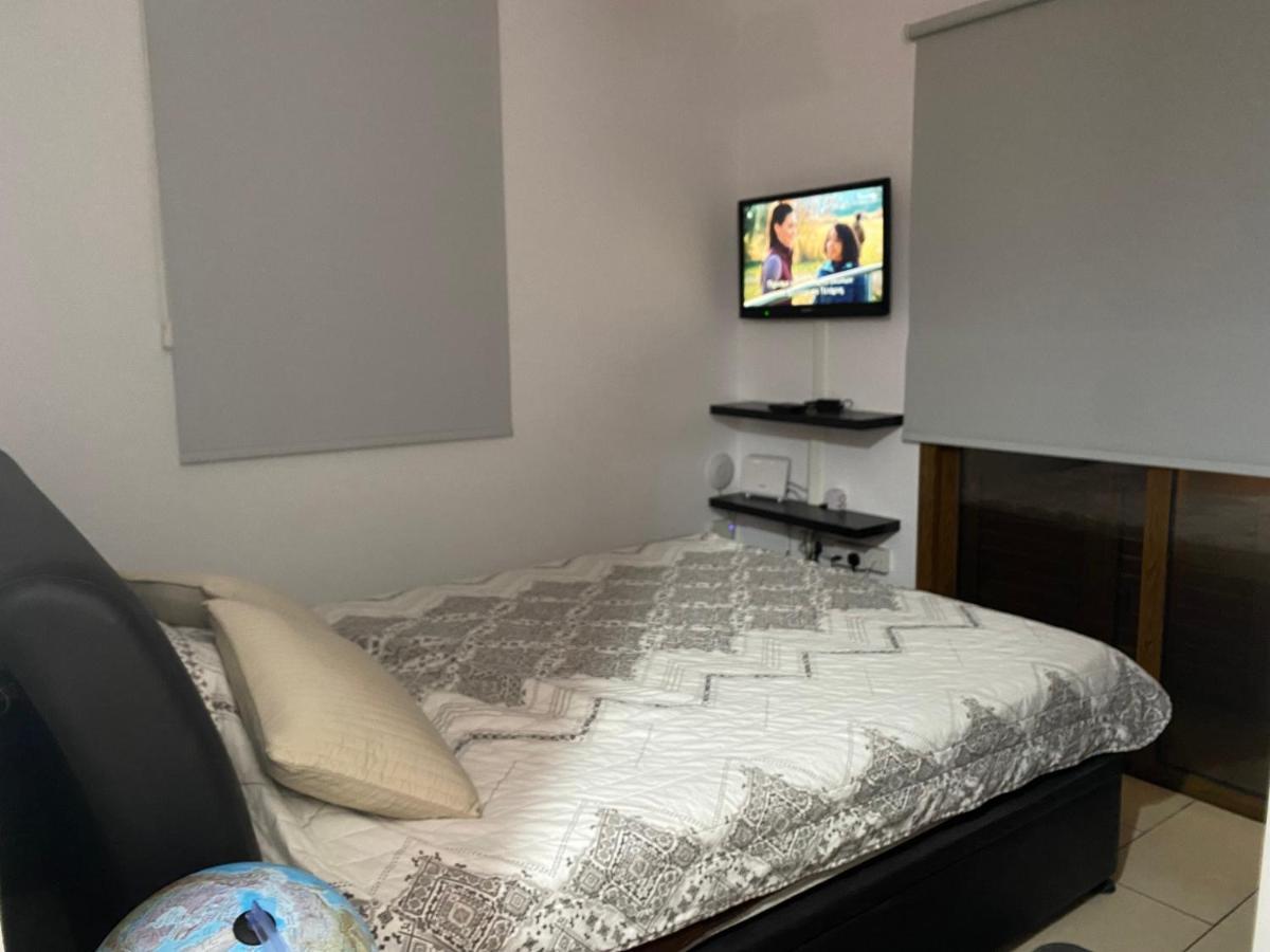 Villa Angel - Exotic Villa 200M From Beach Паралимни Екстериор снимка