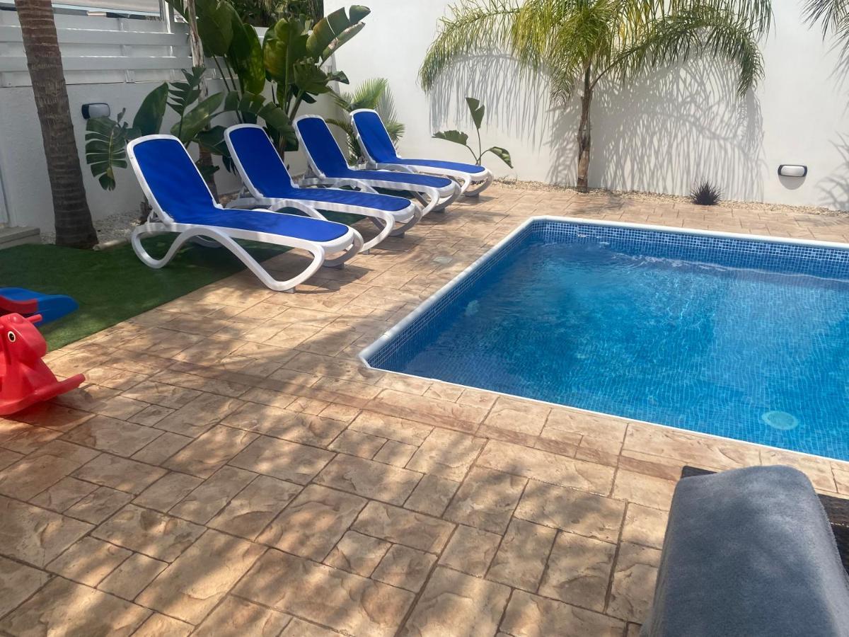Villa Angel - Exotic Villa 200M From Beach Паралимни Екстериор снимка